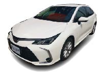 豐田 Toyota Altis 1.8愛旺租車短期租車、長期租車的首選IWS，讓您都能享有平價的租車服務。這裡提供了多樣的租車價格，有每日最低租金 NT$888的方案，以及各式車種從小型車到休旅車，從5人座到9人座的通通都有，讓您可以選擇到最適合您的短期長期租車方案，也可以租到最滿意的車款。在您精打細算的旅程中，可讓您有一個滿意的租車方案與租車服務，滿足您能夠在各地區擁有短期長期租車的服務。